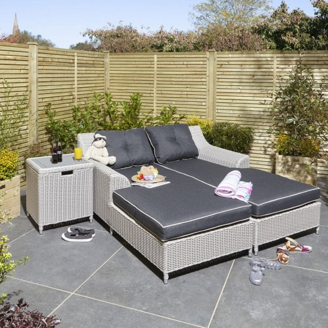 Rowlinson Prestbury Rectangular Cantilever Parasol 3m x 2m